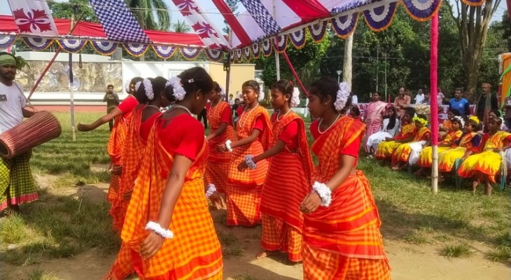 রাবিতে প্রথমবারের মতো ওরাঁওদের ঐতিহ্যবাহী কারাম উৎসব